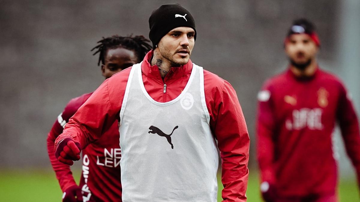 galatasaray s�per lig ba�ak�ehir foto�raflar� resimleri