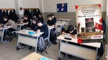 ES�NDER'den 12 Mart'ta anlaml� �al��ma: Ey�psultan'daki �mam Hatipli Lise ��rencilerine Mehmet �kif kitab�