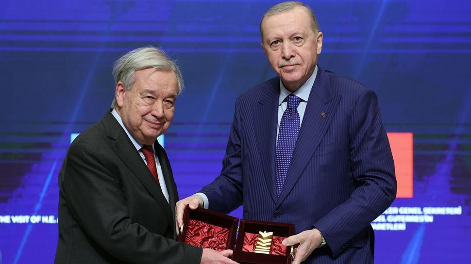 �Ac�lar� dindirmeye �al���yoruz' Atat�rk bar�� �d�l� BM'ye