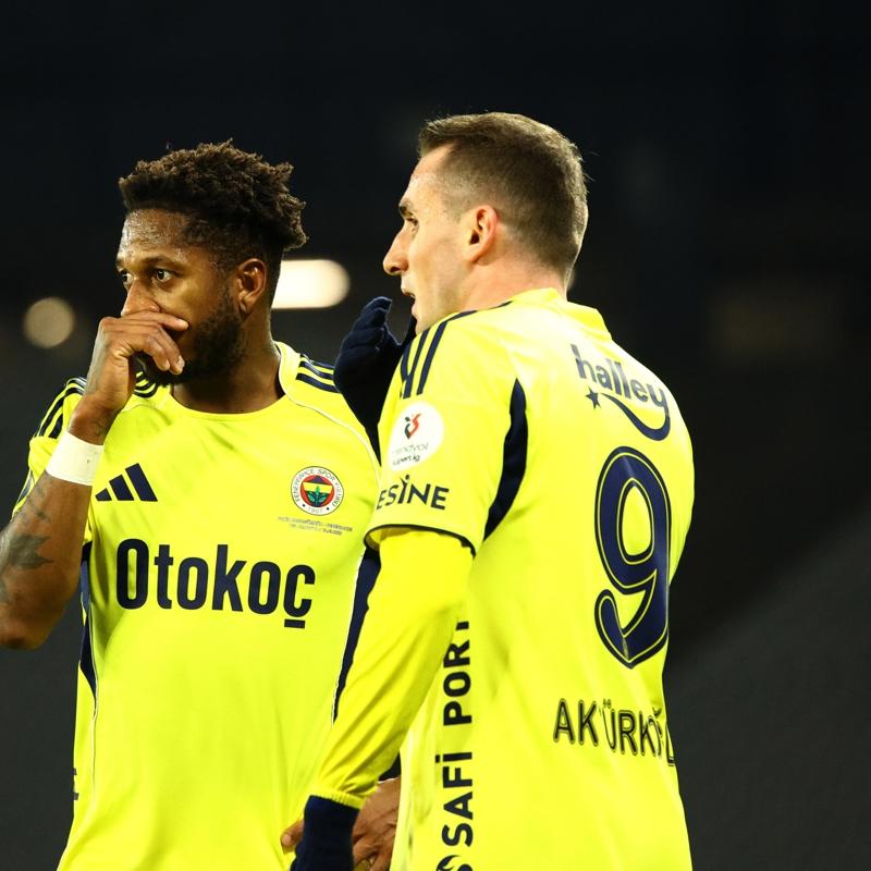 Fenerbah�e, 17 hafta sonra bir ma�ta sessiz kald�