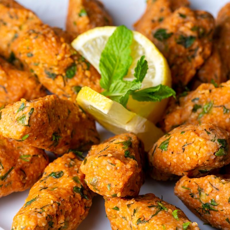 Mercimek k�ftesi tarifi! Kuru de�il nemli olmal�