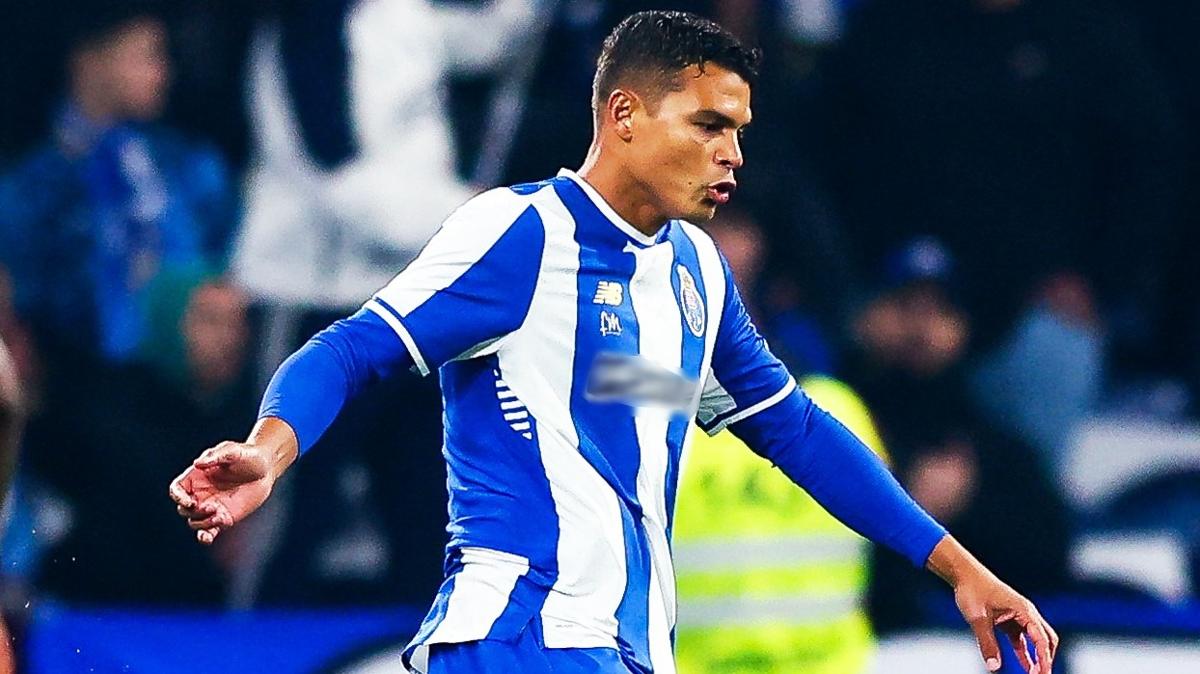 Thiago Silva UEFA Avrupa Ligi Porto foto�raflar� resimleri