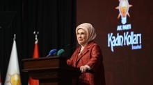 AK Parti �stanbul Kad�n Kollar� Vefa �ftar�'nda bulu�tu... Emine Erdo�an: Birli�imizi daim k�lal�m