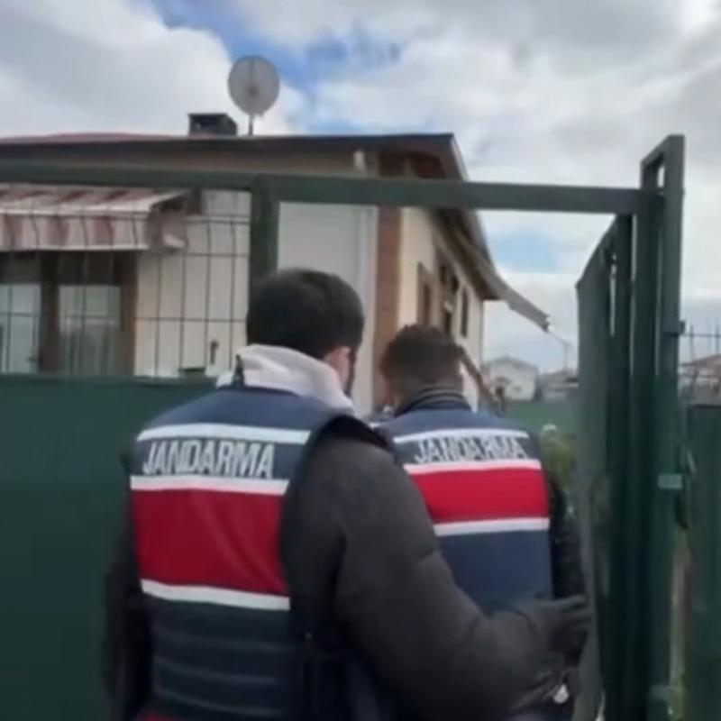 Zehir tacirlerine �stanbul'da darbe! 1 milyondan fazla ele ge�irildi