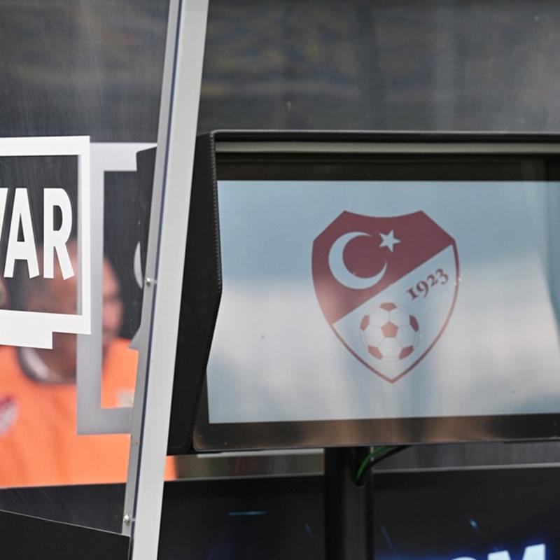 Galatasaray-Ba�ak�ehir ma��n�n VAR'� belli oldu