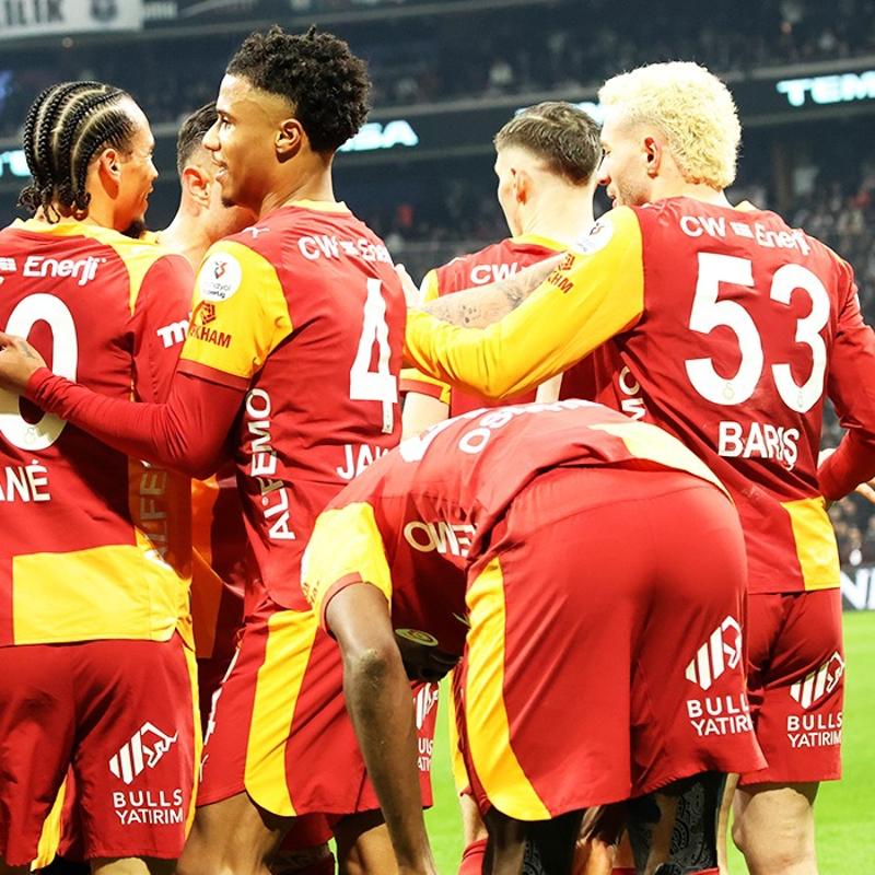 Liderden kritik s�nav! Galatasaray puan fark�n� a�ma pe�inde