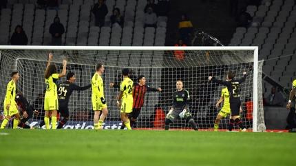 Fener G�mr�k'e tak�ld�