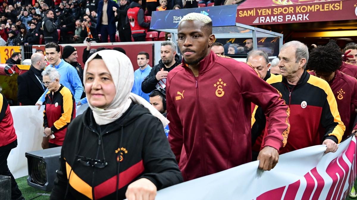 galatasaray s�per lig ya�l�lar haftas� foto�raflar� resimleri