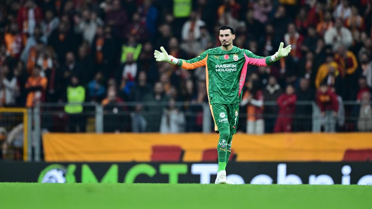 u�urcan �ak�r galatasaray ba�ak�ehir foto�raflar� resimleri