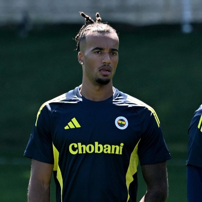 Archie Brown, �spanyol devinin g�ndeminde