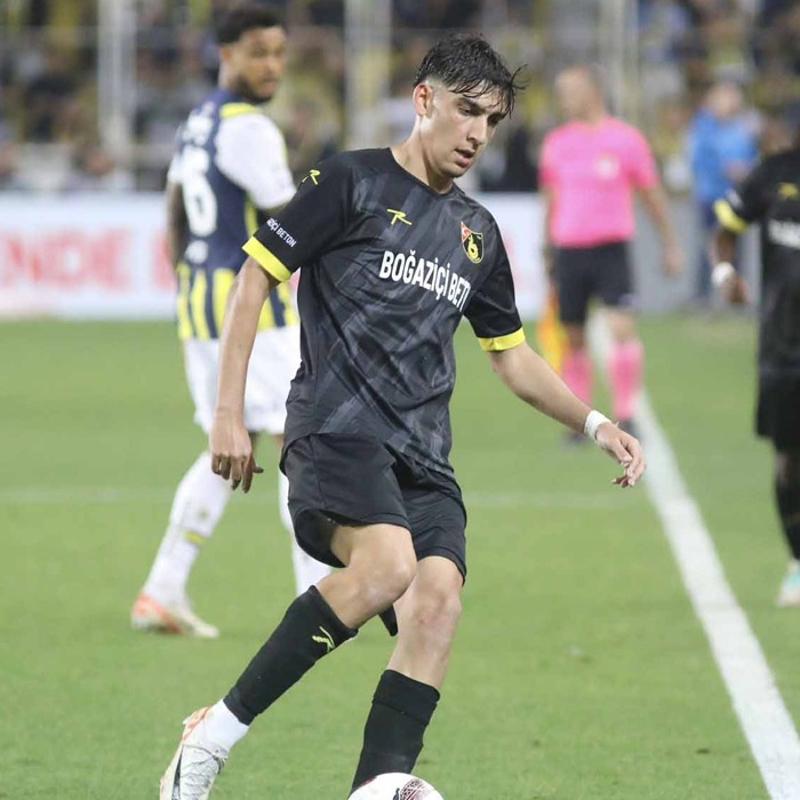 �stanbulspor ve T�rk futbolunun ac� g�n�... Gen� oyuncu hayat�n� kaybetti