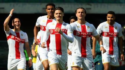 Genoa, Verona deplasman�nda 2 golle kazand�