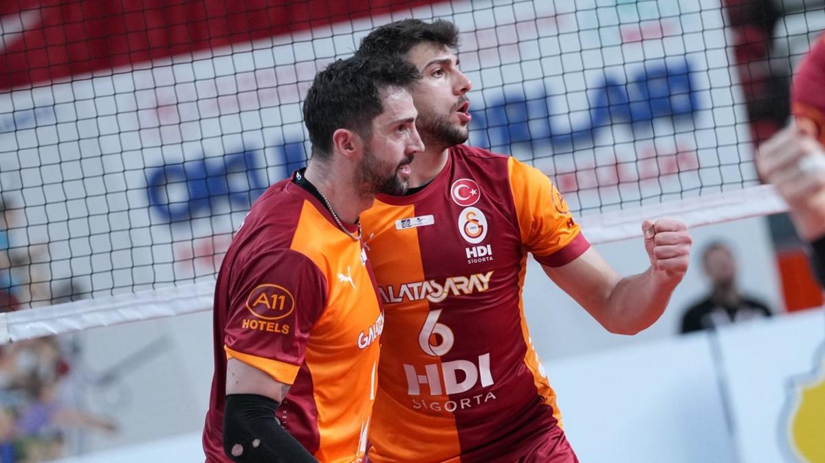 Galatasaray HDI Sigorta �stanbul Gen�likspor Lig Ma�� foto�raflar� resimleri