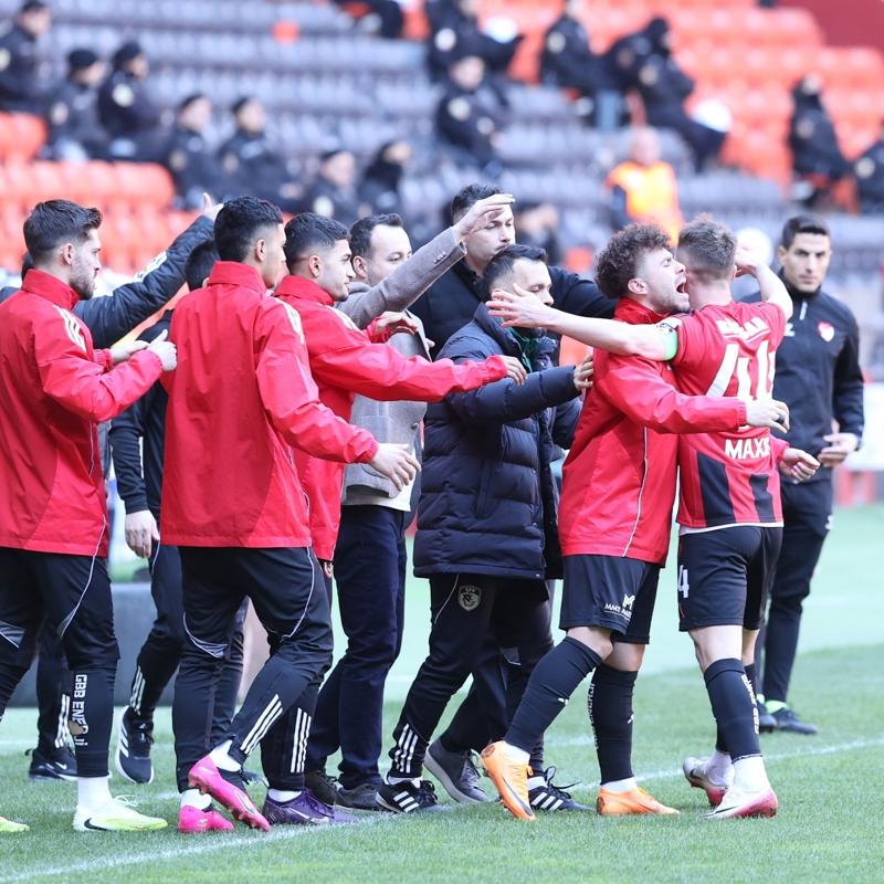 Gaziantep FK, Fenerbah�e'ye konuk olacak