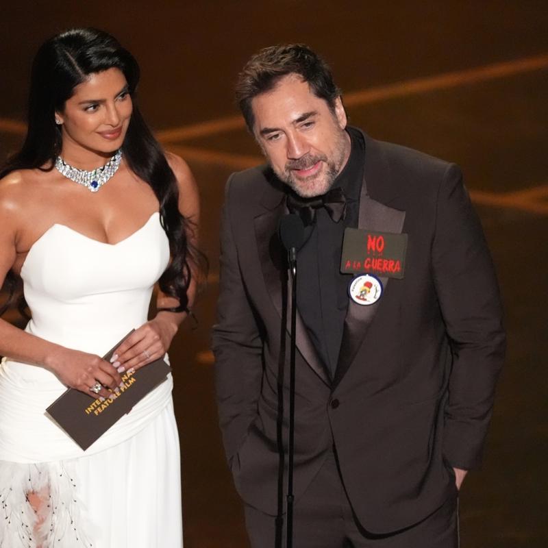 Javier Bardem'den Oscar'a damga vuran konu�ma: �Sava�a hay�r ve �zg�r Filistin!�