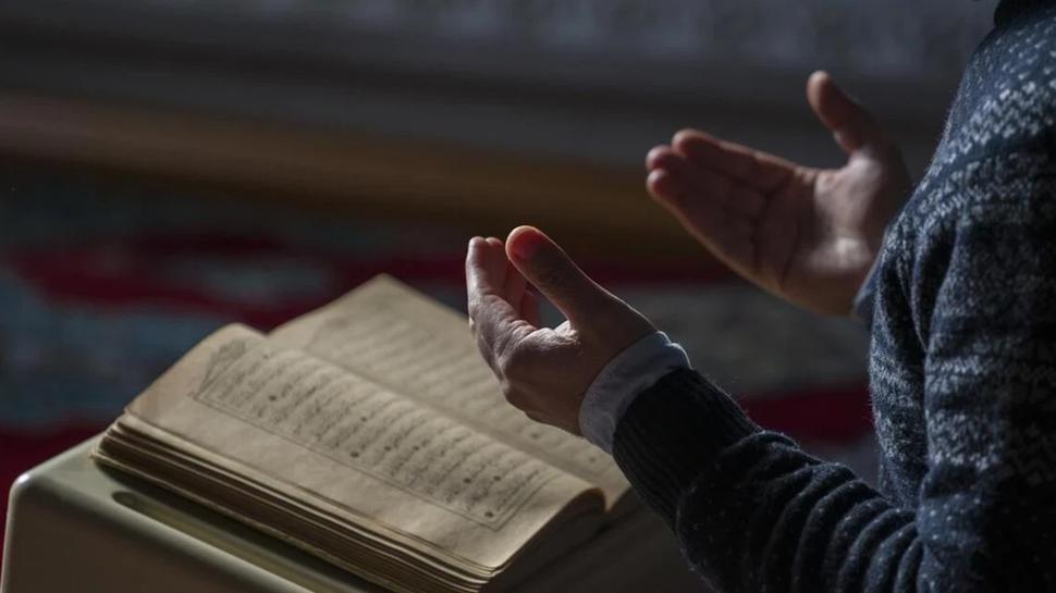 Kadir Gecesi okunacak dualar nedir? Diyanet kadir gecesi duas�