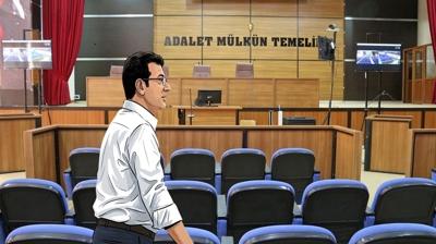 Asr�n yolsuzluk davas�nda yeni provokasyon! Mahkeme ba�kan� isyan etti