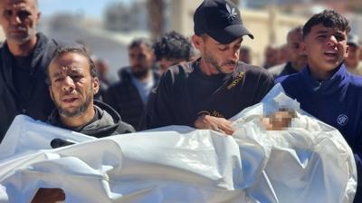 Gazze'de �ad�r kentte katliam gibi kaza: Duvar ��kt�, 3 can kayb�