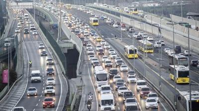 �lber Ortayl�'n�n cenaze t�reni nedeniyle �stanbul'da baz� yollar trafi�e kapat�lacak