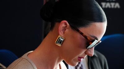 Katy Perry klip �ekiminde alevler i�inde kald�! Ger�ek sonradan ortaya ��kt�