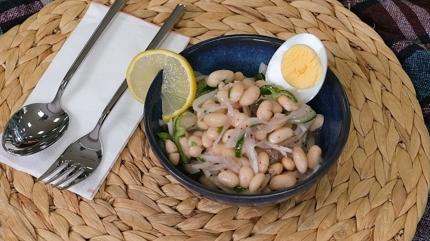 Hem salata hem yemek: Piyaz tarifi! Protein de�eri y�ksek