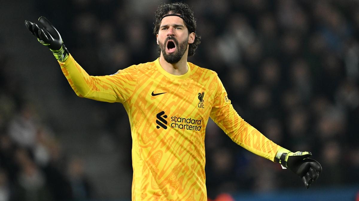alisson becker liverpool premier lig foto�raflar� resimleri
