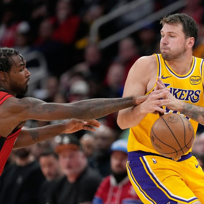 Doncic'in 36 say�s�yla Lakers, Houston'� devirdi