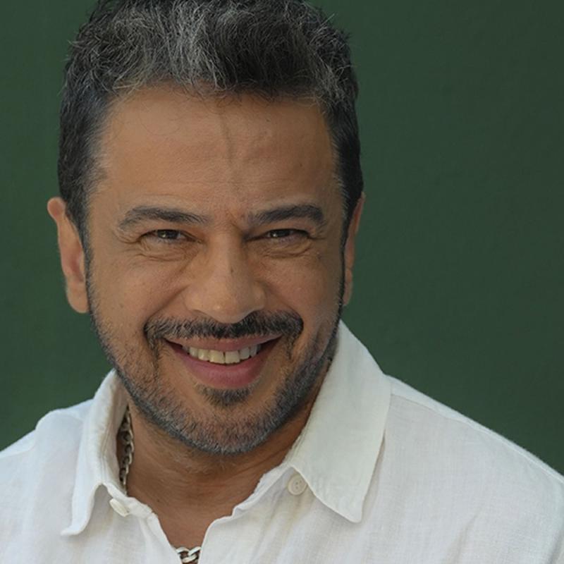 Sevgilisi ortaya ��kt�!