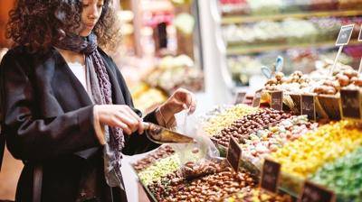 Al��veri� sepetlerini ikraml�klar doldurdu