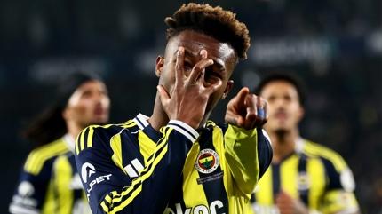 Kad�k�y'de Nene'nin gecesi! Fenerbah�e moral buldu