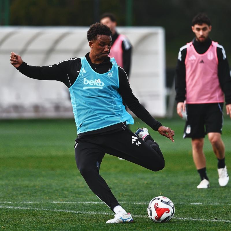 Be�ikta�, Kas�mpa�a mesaisini tamamlad�