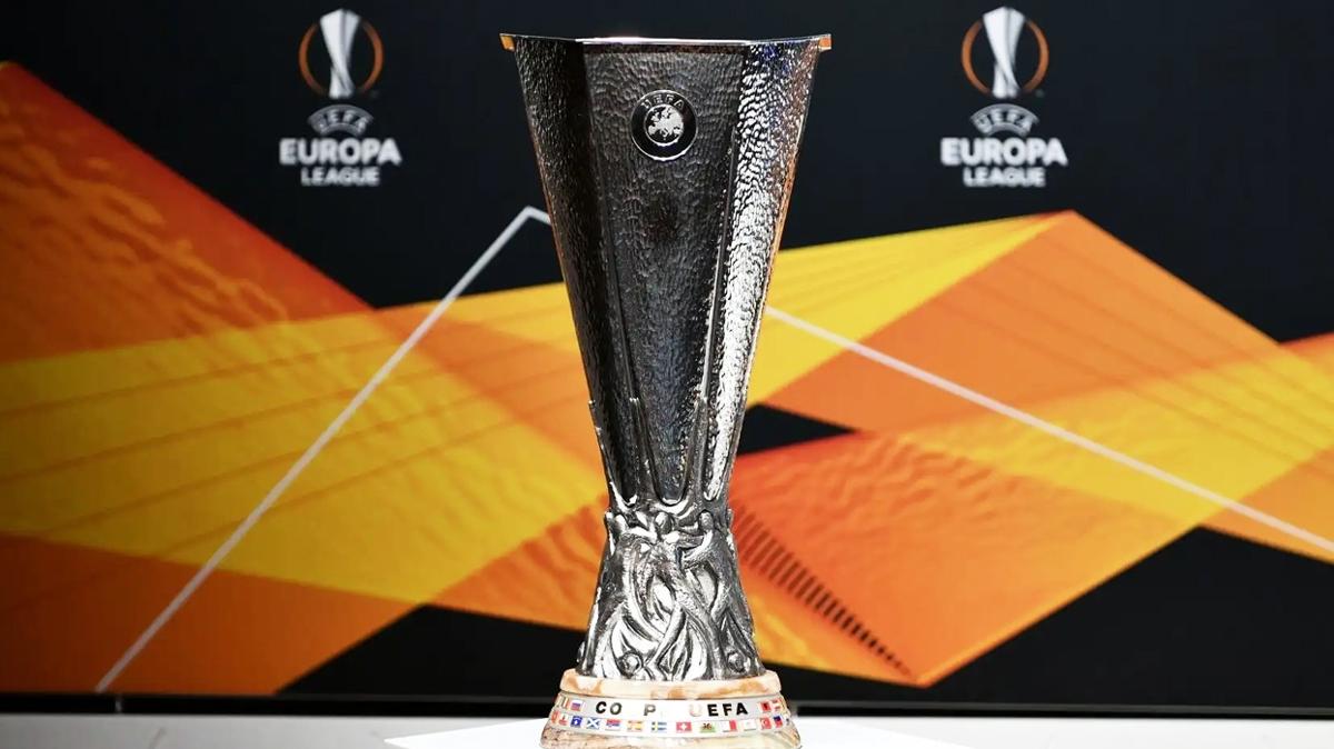 UEFA Avrupa Ligi son 16 turu r�van� ma�lar� Ferencvaros UEFA Avrupa Ligi foto�raflar� resimleri