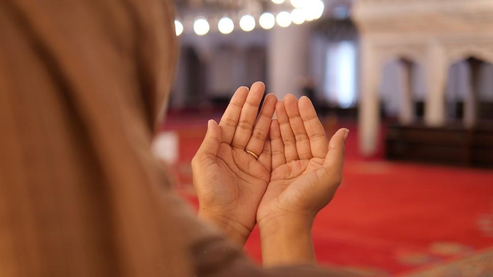 Arefe g�n� okunacak dualar! Arefe g�n� 1000 ihlas okuman�n fazileti