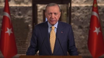 Ba�kan Erdo�an'dan Ramazan Bayram� mesaj�: Ba�lad���m�z i�i kazas�z, belas�z menziline ula�t�raca��z 