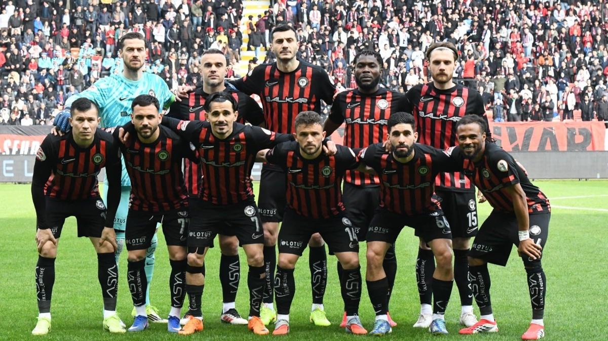 Arca�orumFK RamazanBayram�Kutlamas� Bayram foto�raflar� resimleri