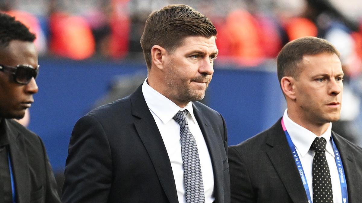 Steven Gerrard  Liverpool  Galatasaray foto�raflar� resimleri