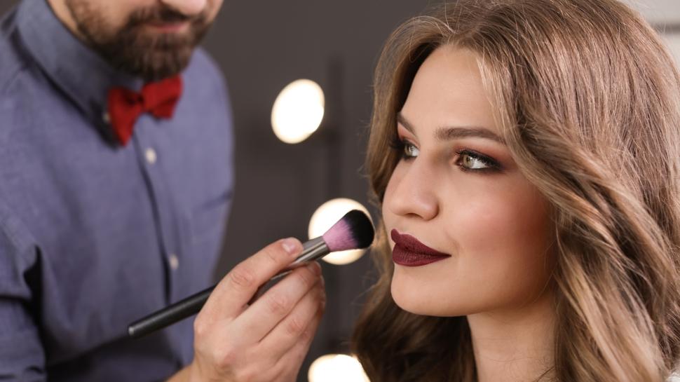 Kusursuz makyaj t�yolar�! S�nger kullan�n ��nk�...