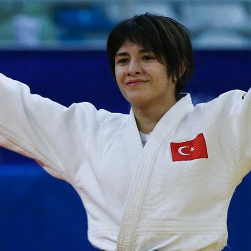 G�rcistan'da zafer! Tu��e Beder'den alt�n madalya