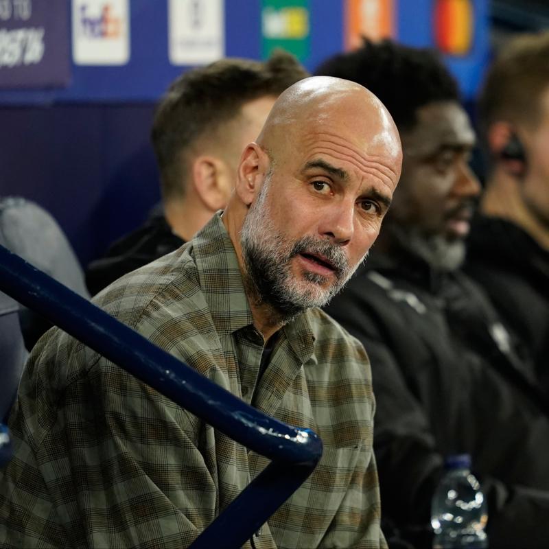 Pep Guardiola: D�nya kaosa s�r�kleniyor