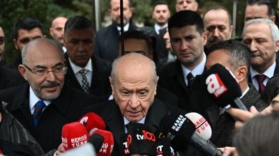 Bah�eli, T�rke�'in kabrini ziyaret etti: G��l� T�rkiye i�in �nemli ad�mlar at�lacak 