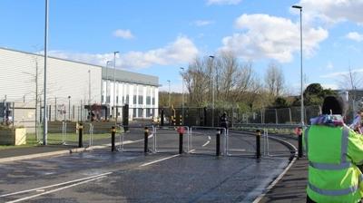 �srail'e �fke kustular... Silah �irketini ate�e verdiler