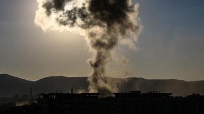 Katil �srail'den bir �lkeye daha sald�r�! Bahane uydurup askeri �sleri bombalad�lar