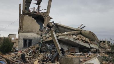 Soyk�r�mc� �srail'den L�bnan'a yeni sald�r�: Beyrut'ta patlama sesleri