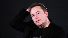 Elon Musk'a m�stehcenlik davas�! Tepkiler ��� gibi b�y�yor