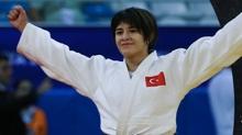 G�rcistan'da zafer! Tu��e Beder'den alt�n madalya