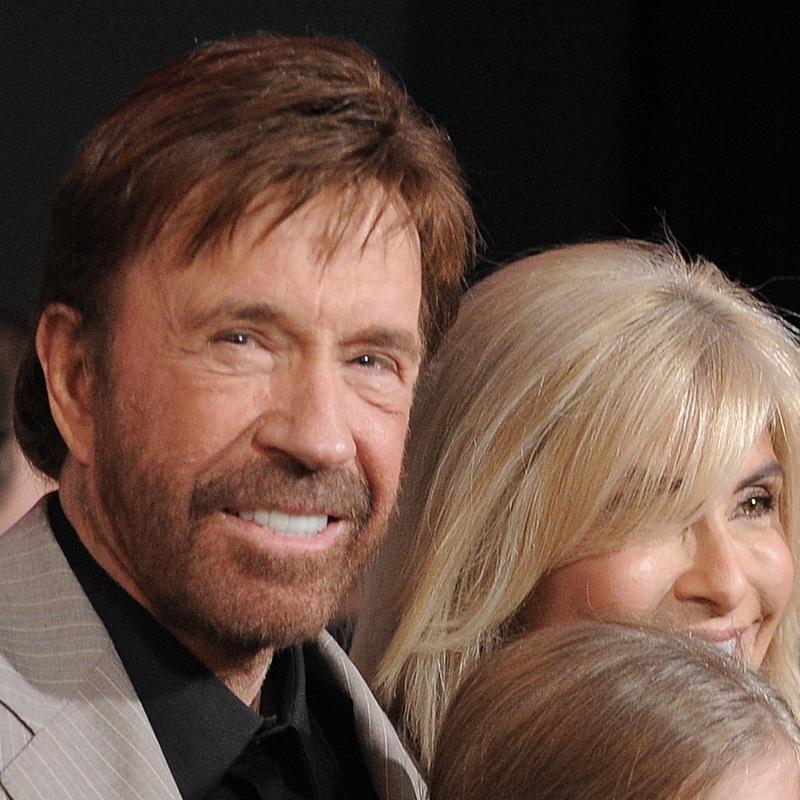 Hollywood'un y�ld�z ismiydi... Chuck Norris hayat�n� kaybetti!