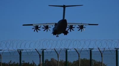 ABD'ye kullan�m izni vermi�lerdi: �ngiltere'den askeri �s a��klamas�