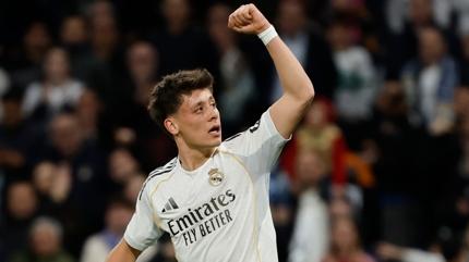 Arda G�ler rit�ellerini a��klad�! �Sahaya sa� ayakla ��kar�m�