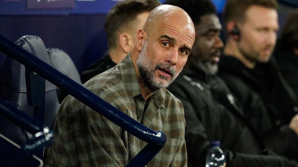 pep guardiola manchester city futbol foto�raflar� resimleri