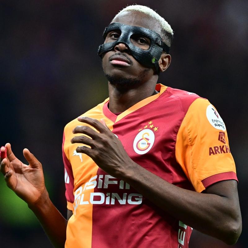 Victor Osimhen'den k�t� haber! 'Ameliyat olmam laz�m'